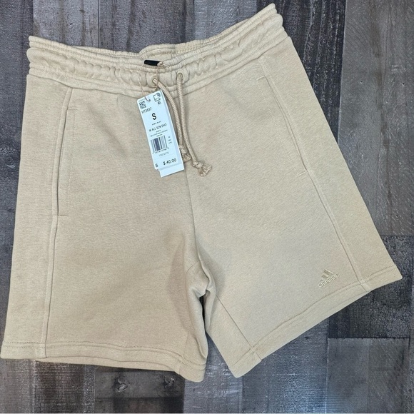 NWT Adidas All Season Beige Short size Small - Picture 11 of 11